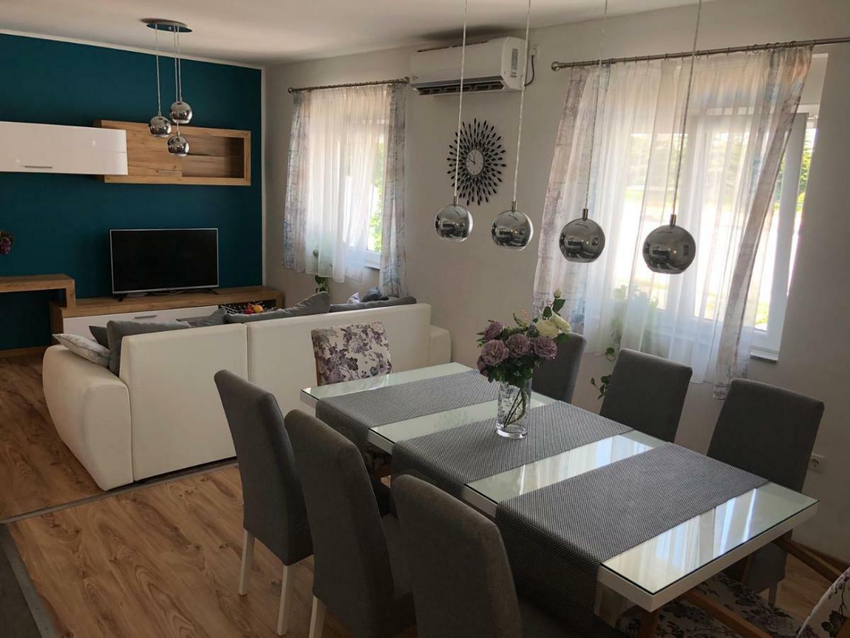 Booking Zadar Villa Franov With Pool, 10 Min From The Old Town Of Задар Екстериор снимка